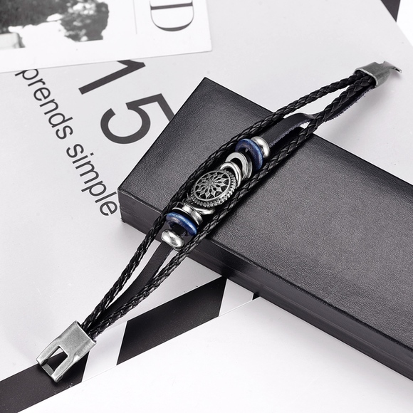 Vintage Compass Charm Multilayer Leather Bracelet - Picture 6 of 8